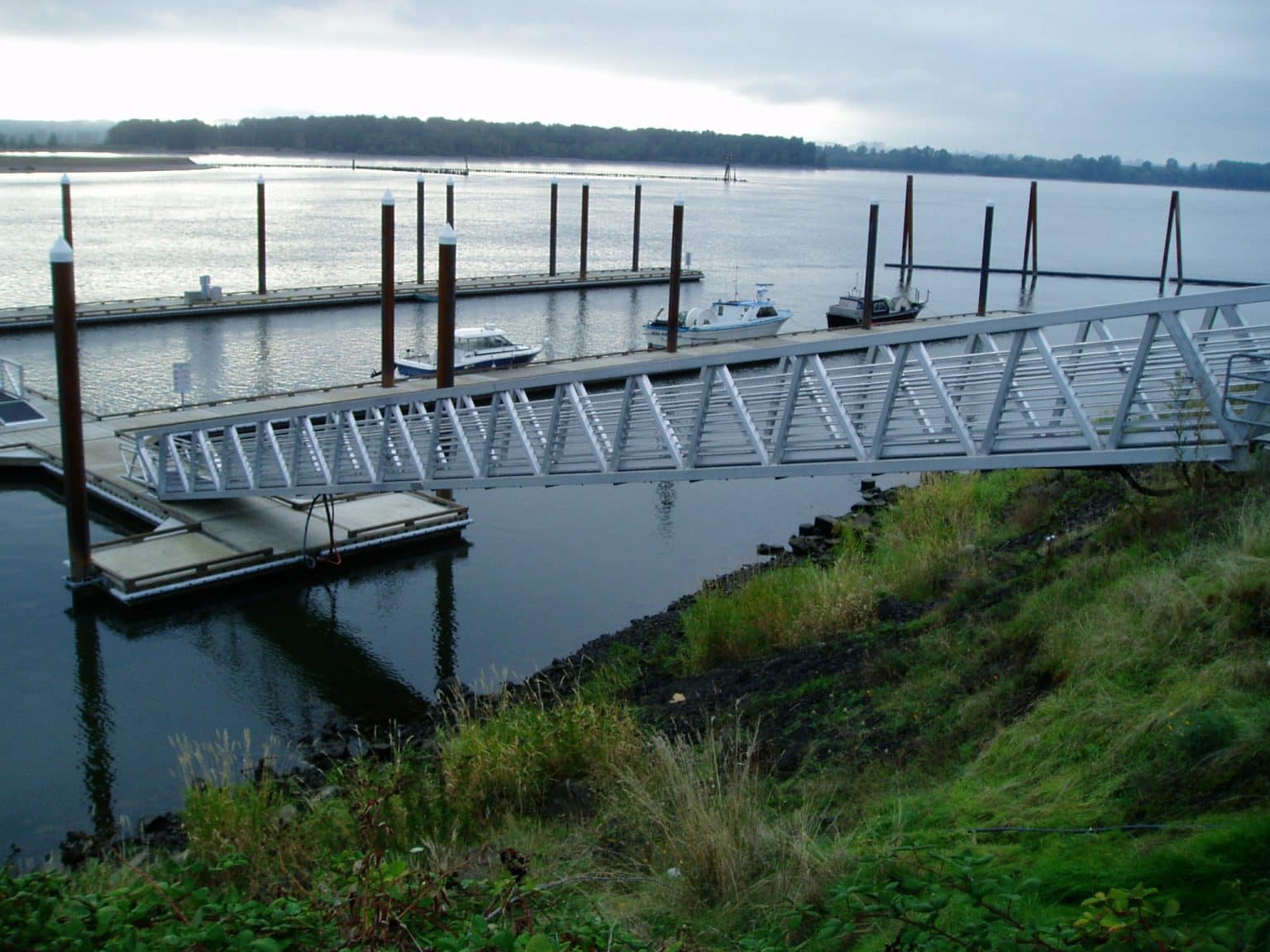 Quayside access arrangements on a working UK berth